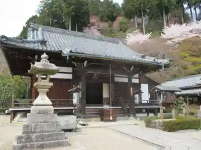 善峯寺の本殿・本堂