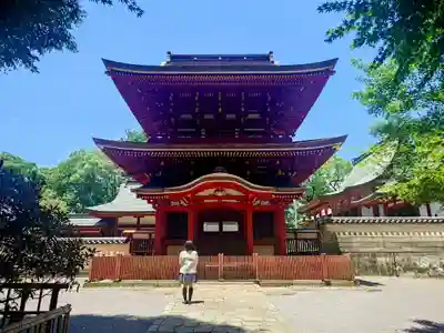 薦神社の山門・神門