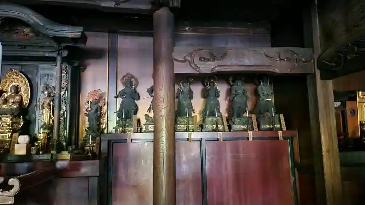 出羽国分寺薬師堂の{uncategorized: "未分類", other: "その他", undefined: "問題あり", building: "その他建物", grave: "お墓", sacred_gate: "鳥居", guardian: "狛犬", statue: "像", buddha: "仏像", history: "歴史", nature: "自然", garden: "庭園", animal: "動物", pagoda: "塔", temizu: "手水舎", mountain_gate: "山門・神門", sanctuary: "本殿・本堂", subordinate: "末社・摂社", art: "芸術", scenery: "景色", jizo: "地蔵", ema: "絵馬", goshuin: "御朱印", omikuji: "おみくじ", items: "授与品その他", amulet: "お守り", goshuincho: "御朱印帳", eats: "食事", festival: "お祭り", votive_dance: "神楽", shichigosan: "七五三参", wedding: "結婚式", experience: "体験その他", initially: "初詣", around: "周辺", anti_infection: "感染症対策"}