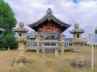 六所社（馬見塚）の本殿・本堂