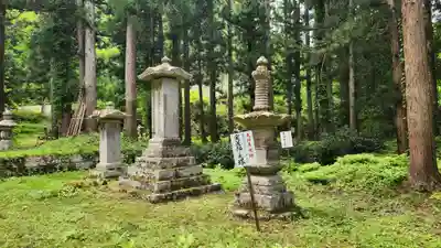 大日寺跡湯殿山神社(山形県)