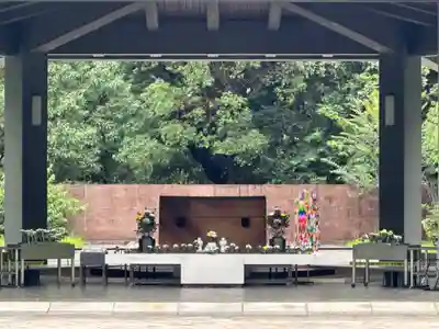 千鳥ヶ淵戦没者墓苑(東京都)