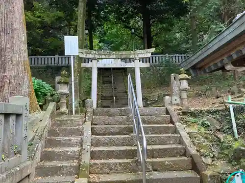 白山神社の鳥居