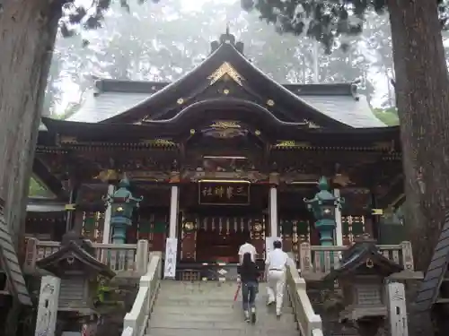 三峯神社の本殿