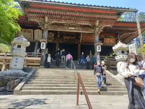 華厳寺の本殿