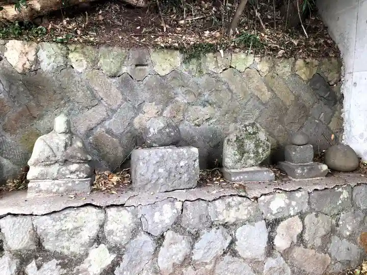比波預天神社の地蔵