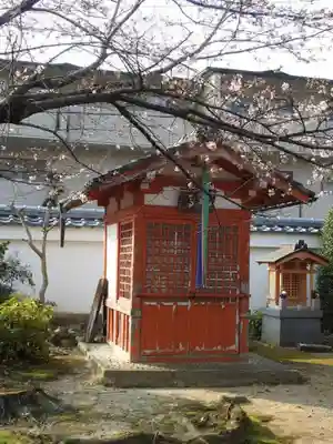 吒枳尼天(法伝寺)のその他建物