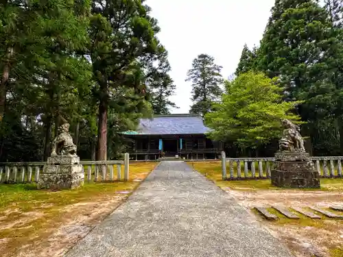 倭文神社の建物その他