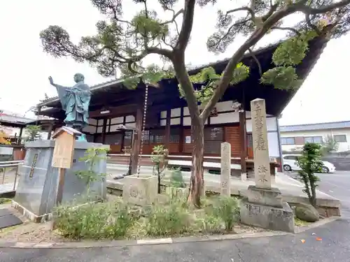 墨染寺（桜寺）の本殿・本堂