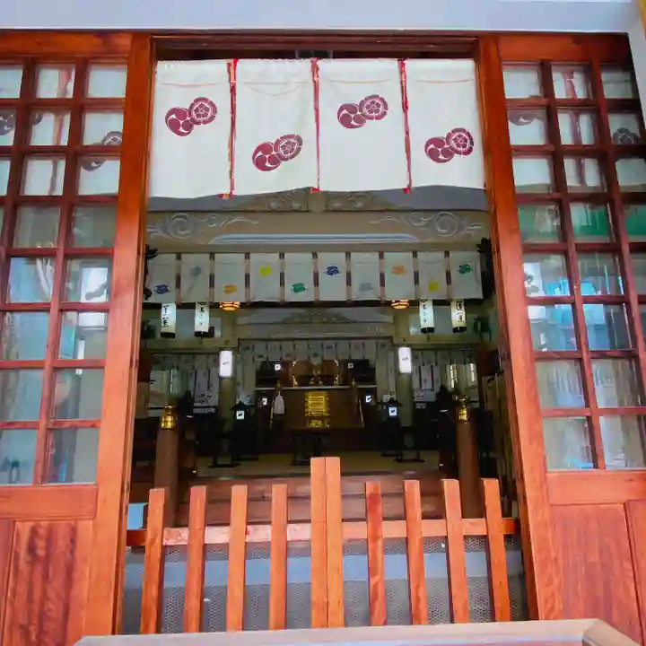 難波八阪神社の本殿・本堂