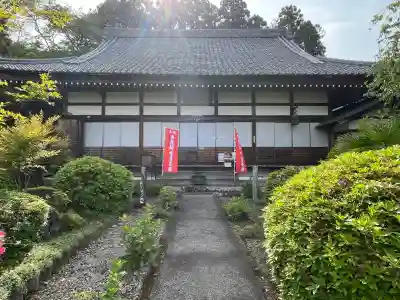 弓削寺の{uncategorized: "未分類", other: "その他", undefined: "問題あり", building: "その他建物", grave: "お墓", sacred_gate: "鳥居", guardian: "狛犬", statue: "像", buddha: "仏像", history: "歴史", nature: "自然", garden: "庭園", animal: "動物", pagoda: "塔", temizu: "手水舎", mountain_gate: "山門・神門", sanctuary: "本殿・本堂", subordinate: "末社・摂社", art: "芸術", scenery: "景色", jizo: "地蔵", ema: "絵馬", goshuin: "御朱印", omikuji: "おみくじ", items: "授与品その他", amulet: "お守り", goshuincho: "御朱印帳", eats: "食事", festival: "お祭り", votive_dance: "神楽", shichigosan: "七五三参", wedding: "結婚式", experience: "体験その他", initially: "初詣", around: "周辺", anti_infection: "感染症対策"}