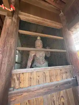 弘明寺の{uncategorized: "未分類", other: "その他", undefined: "問題あり", building: "その他建物", grave: "お墓", sacred_gate: "鳥居", guardian: "狛犬", statue: "像", buddha: "仏像", history: "歴史", nature: "自然", garden: "庭園", animal: "動物", pagoda: "塔", temizu: "手水舎", mountain_gate: "山門・神門", sanctuary: "本殿・本堂", subordinate: "末社・摂社", art: "芸術", scenery: "景色", jizo: "地蔵", ema: "絵馬", goshuin: "御朱印", omikuji: "おみくじ", items: "授与品その他", amulet: "お守り", goshuincho: "御朱印帳", eats: "食事", festival: "お祭り", votive_dance: "神楽", shichigosan: "七五三参", wedding: "結婚式", experience: "体験その他", initially: "初詣", around: "周辺", anti_infection: "感染症対策"}