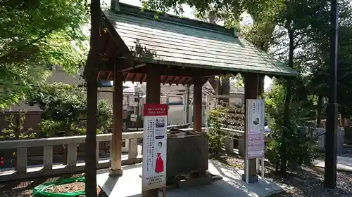 代田八幡神社の手水舎