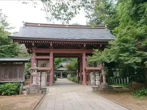 大宝八幡宮の山門