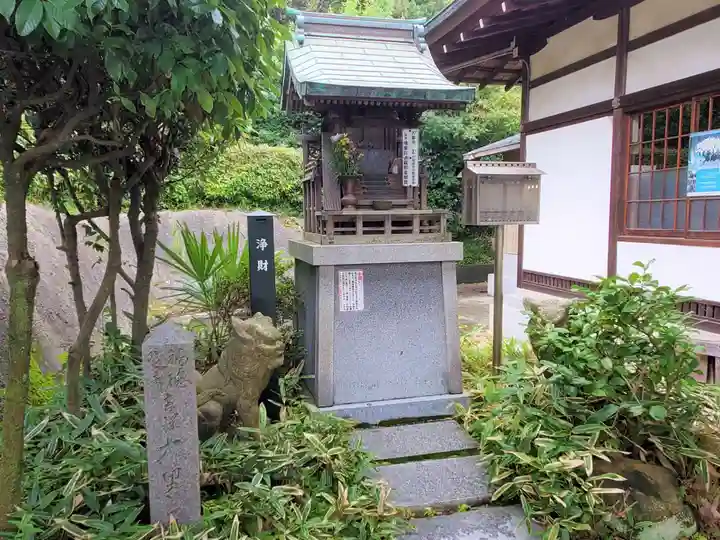 多聞寺の末社・摂社