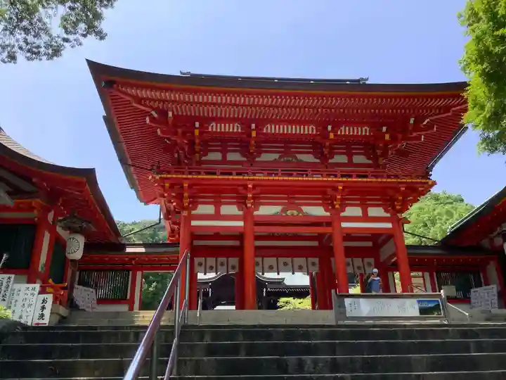 近江神宮の山門・神門