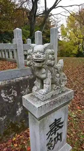 田村神社の狛犬