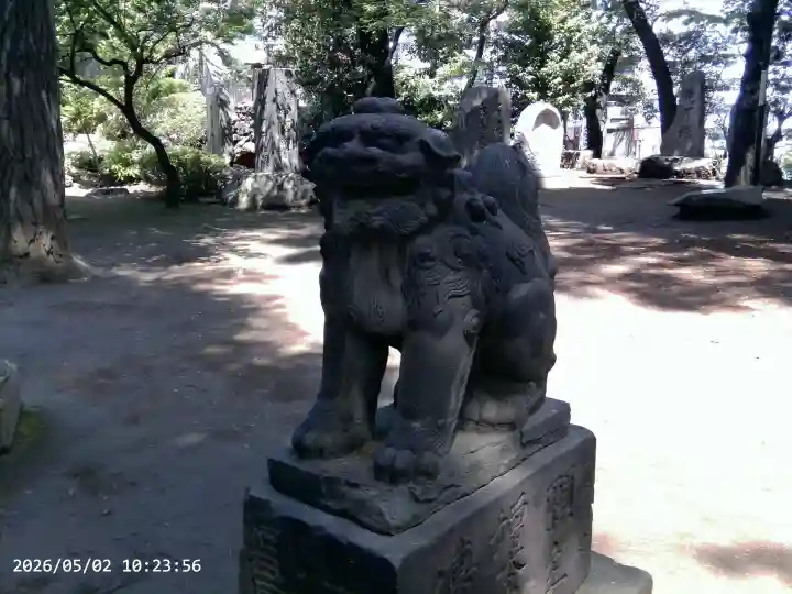 品川神社の{uncategorized: "未分類", other: "その他", undefined: "問題あり", building: "その他建物", grave: "お墓", sacred_gate: "鳥居", guardian: "狛犬", statue: "像", buddha: "仏像", history: "歴史", nature: "自然", garden: "庭園", animal: "動物", pagoda: "塔", temizu: "手水舎", mountain_gate: "山門・神門", sanctuary: "本殿・本堂", subordinate: "末社・摂社", art: "芸術", scenery: "景色", jizo: "地蔵", ema: "絵馬", goshuin: "御朱印", omikuji: "おみくじ", items: "授与品その他", amulet: "お守り", goshuincho: "御朱印帳", eats: "食事", festival: "お祭り", votive_dance: "神楽", shichigosan: "七五三参", wedding: "結婚式", experience: "体験その他", initially: "初詣", around: "周辺", anti_infection: "感染症対策"}