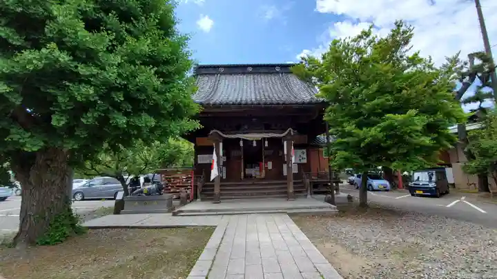 蒲原神社の本殿・本堂