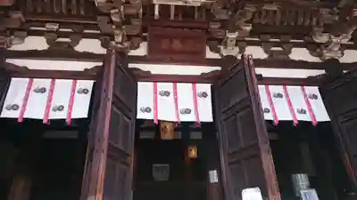 鶴林寺の本殿・本堂