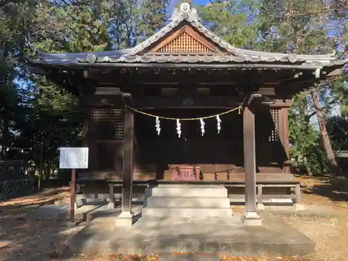 今城青坂稲実池上神社の本殿