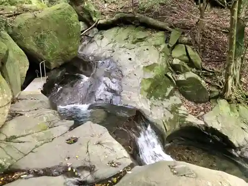 大釜弁財天の周辺