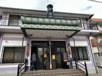 大日寺の{uncategorized: "未分類", other: "その他", undefined: "問題あり", building: "その他建物", grave: "お墓", sacred_gate: "鳥居", guardian: "狛犬", statue: "像", buddha: "仏像", history: "歴史", nature: "自然", garden: "庭園", animal: "動物", pagoda: "塔", temizu: "手水舎", mountain_gate: "山門・神門", sanctuary: "本殿・本堂", subordinate: "末社・摂社", art: "芸術", scenery: "景色", jizo: "地蔵", ema: "絵馬", goshuin: "御朱印", omikuji: "おみくじ", items: "授与品その他", amulet: "お守り", goshuincho: "御朱印帳", eats: "食事", festival: "お祭り", votive_dance: "神楽", shichigosan: "七五三参", wedding: "結婚式", experience: "体験その他", initially: "初詣", around: "周辺", anti_infection: "感染症対策"}