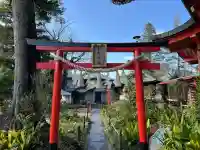 自由が丘熊野神社の{uncategorized: "未分類", other: "その他", undefined: "問題あり", building: "その他建物", grave: "お墓", sacred_gate: "鳥居", guardian: "狛犬", statue: "像", buddha: "仏像", history: "歴史", nature: "自然", garden: "庭園", animal: "動物", pagoda: "塔", temizu: "手水舎", mountain_gate: "山門・神門", sanctuary: "本殿・本堂", subordinate: "末社・摂社", art: "芸術", scenery: "景色", jizo: "地蔵", ema: "絵馬", goshuin: "御朱印", omikuji: "おみくじ", items: "授与品その他", amulet: "お守り", goshuincho: "御朱印帳", eats: "食事", festival: "お祭り", votive_dance: "神楽", shichigosan: "七五三参", wedding: "結婚式", experience: "体験その他", initially: "初詣", around: "周辺", anti_infection: "感染症対策"}
