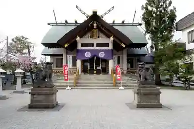 烈々布神社の本殿・本堂