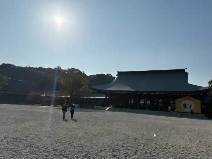 橿原神宮の{uncategorized: "未分類", other: "その他", undefined: "問題あり", building: "その他建物", grave: "お墓", sacred_gate: "鳥居", guardian: "狛犬", statue: "像", buddha: "仏像", history: "歴史", nature: "自然", garden: "庭園", animal: "動物", pagoda: "塔", temizu: "手水舎", mountain_gate: "山門・神門", sanctuary: "本殿・本堂", subordinate: "末社・摂社", art: "芸術", scenery: "景色", jizo: "地蔵", ema: "絵馬", goshuin: "御朱印", omikuji: "おみくじ", items: "授与品その他", amulet: "お守り", goshuincho: "御朱印帳", eats: "食事", festival: "お祭り", votive_dance: "神楽", shichigosan: "七五三参", wedding: "結婚式", experience: "体験その他", initially: "初詣", around: "周辺", anti_infection: "感染症対策"}