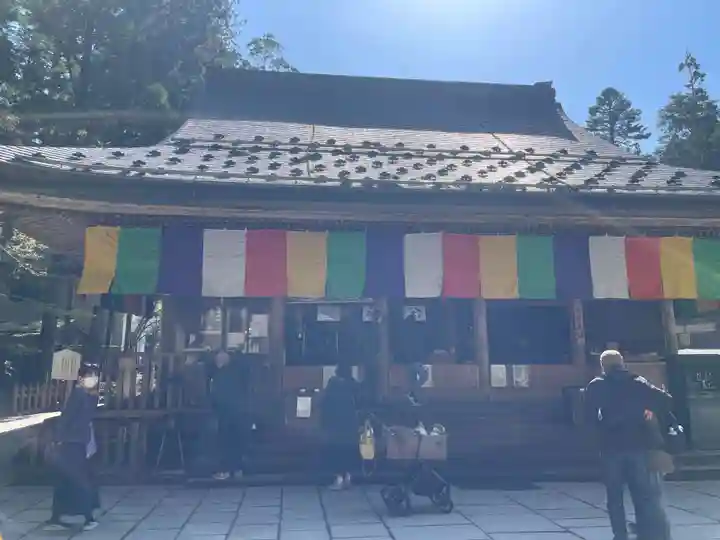 高野山金剛峯寺奥の院(和歌山県)