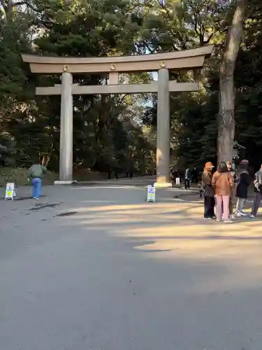 明治神宮の{uncategorized: "未分類", other: "その他", undefined: "問題あり", building: "その他建物", grave: "お墓", sacred_gate: "鳥居", guardian: "狛犬", statue: "像", buddha: "仏像", history: "歴史", nature: "自然", garden: "庭園", animal: "動物", pagoda: "塔", temizu: "手水舎", mountain_gate: "山門・神門", sanctuary: "本殿・本堂", subordinate: "末社・摂社", art: "芸術", scenery: "景色", jizo: "地蔵", ema: "絵馬", goshuin: "御朱印", omikuji: "おみくじ", items: "授与品その他", amulet: "お守り", goshuincho: "御朱印帳", eats: "食事", festival: "お祭り", votive_dance: "神楽", shichigosan: "七五三参", wedding: "結婚式", experience: "体験その他", initially: "初詣", around: "周辺", anti_infection: "感染症対策"}