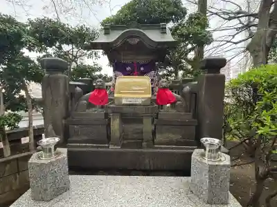 待乳山聖天（本龍院）の{uncategorized: "未分類", other: "その他", undefined: "問題あり", building: "その他建物", grave: "お墓", sacred_gate: "鳥居", guardian: "狛犬", statue: "像", buddha: "仏像", history: "歴史", nature: "自然", garden: "庭園", animal: "動物", pagoda: "塔", temizu: "手水舎", mountain_gate: "山門・神門", sanctuary: "本殿・本堂", subordinate: "末社・摂社", art: "芸術", scenery: "景色", jizo: "地蔵", ema: "絵馬", goshuin: "御朱印", omikuji: "おみくじ", items: "授与品その他", amulet: "お守り", goshuincho: "御朱印帳", eats: "食事", festival: "お祭り", votive_dance: "神楽", shichigosan: "七五三参", wedding: "結婚式", experience: "体験その他", initially: "初詣", around: "周辺", anti_infection: "感染症対策"}