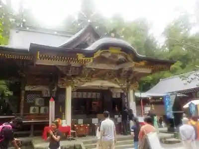 宝登山神社の本殿・本堂