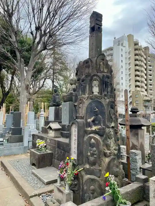 大林寺の{uncategorized: "未分類", other: "その他", undefined: "問題あり", building: "その他建物", grave: "お墓", sacred_gate: "鳥居", guardian: "狛犬", statue: "像", buddha: "仏像", history: "歴史", nature: "自然", garden: "庭園", animal: "動物", pagoda: "塔", temizu: "手水舎", mountain_gate: "山門・神門", sanctuary: "本殿・本堂", subordinate: "末社・摂社", art: "芸術", scenery: "景色", jizo: "地蔵", ema: "絵馬", goshuin: "御朱印", omikuji: "おみくじ", items: "授与品その他", amulet: "お守り", goshuincho: "御朱印帳", eats: "食事", festival: "お祭り", votive_dance: "神楽", shichigosan: "七五三参", wedding: "結婚式", experience: "体験その他", initially: "初詣", around: "周辺", anti_infection: "感染症対策"}