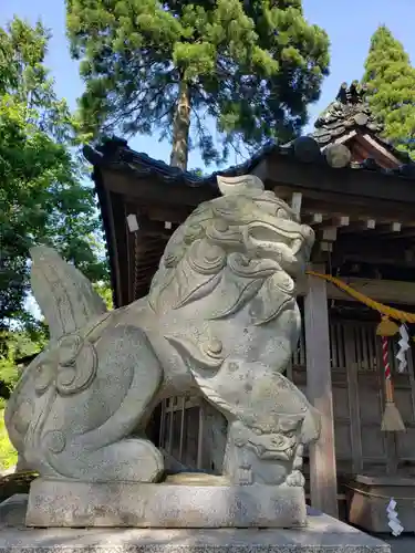 諏訪神社の狛犬