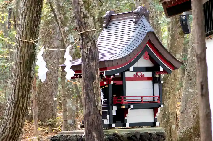 新屋山神社(山梨県)