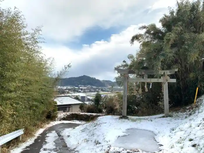 丸郷神社の鳥居