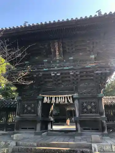 須佐能袁神社の山門・神門