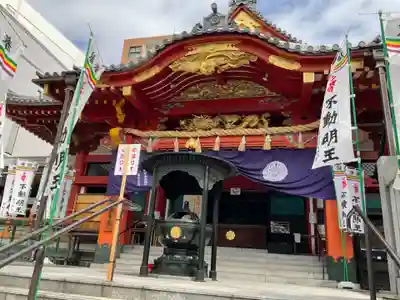 成田山 萬福院の本殿・本堂