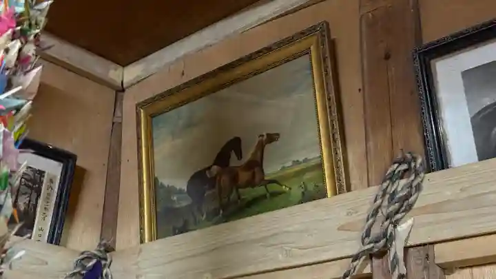 三好八幡神社の{uncategorized: "未分類", other: "その他", undefined: "問題あり", building: "その他建物", grave: "お墓", sacred_gate: "鳥居", guardian: "狛犬", statue: "像", buddha: "仏像", history: "歴史", nature: "自然", garden: "庭園", animal: "動物", pagoda: "塔", temizu: "手水舎", mountain_gate: "山門・神門", sanctuary: "本殿・本堂", subordinate: "末社・摂社", art: "芸術", scenery: "景色", jizo: "地蔵", ema: "絵馬", goshuin: "御朱印", omikuji: "おみくじ", items: "授与品その他", amulet: "お守り", goshuincho: "御朱印帳", eats: "食事", festival: "お祭り", votive_dance: "神楽", shichigosan: "七五三参", wedding: "結婚式", experience: "体験その他", initially: "初詣", around: "周辺", anti_infection: "感染症対策"}