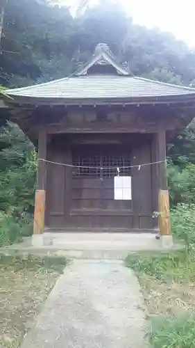 裏船頭御嶽社のその他建物