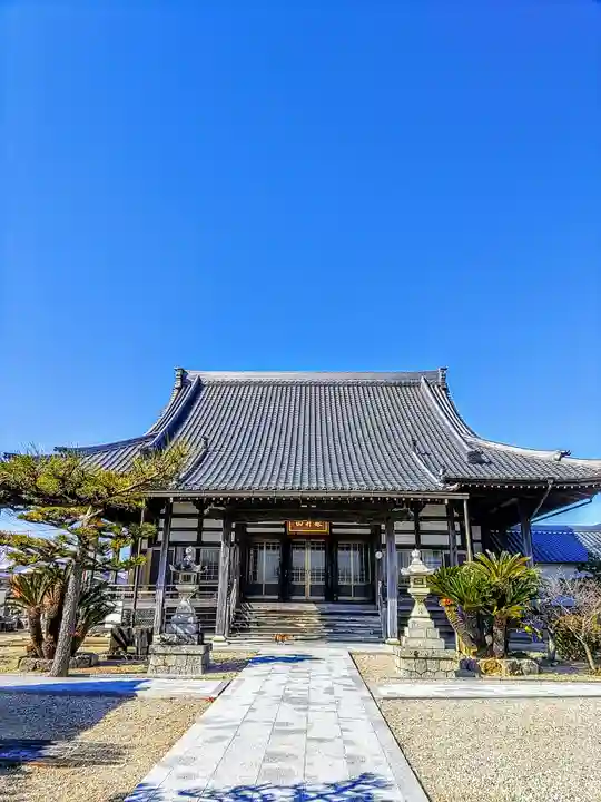 法行寺の本殿・本堂