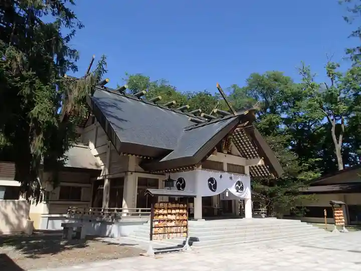 帯廣神社の本殿・本堂