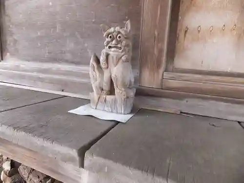 沼貝神社の狛犬