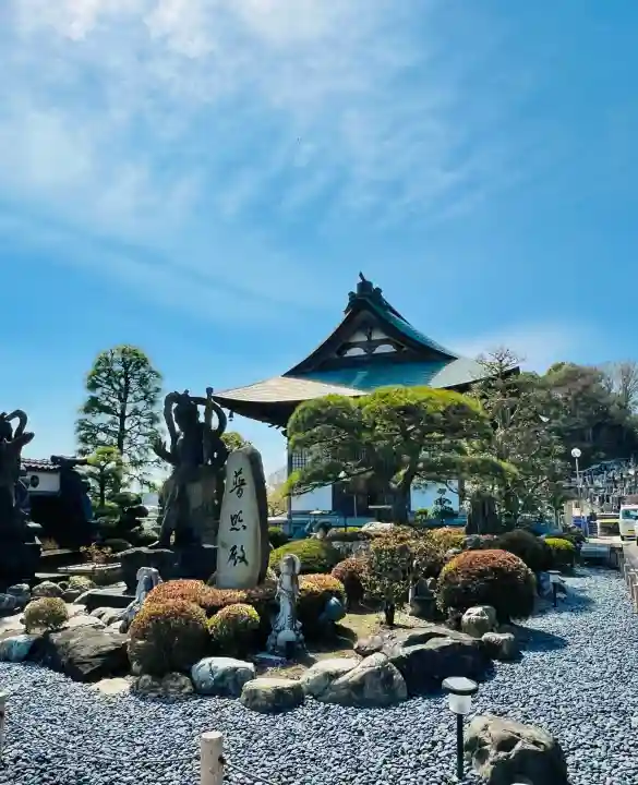 定年寺の{uncategorized: "未分類", other: "その他", undefined: "問題あり", building: "その他建物", grave: "お墓", sacred_gate: "鳥居", guardian: "狛犬", statue: "像", buddha: "仏像", history: "歴史", nature: "自然", garden: "庭園", animal: "動物", pagoda: "塔", temizu: "手水舎", mountain_gate: "山門・神門", sanctuary: "本殿・本堂", subordinate: "末社・摂社", art: "芸術", scenery: "景色", jizo: "地蔵", ema: "絵馬", goshuin: "御朱印", omikuji: "おみくじ", items: "授与品その他", amulet: "お守り", goshuincho: "御朱印帳", eats: "食事", festival: "お祭り", votive_dance: "神楽", shichigosan: "七五三参", wedding: "結婚式", experience: "体験その他", initially: "初詣", around: "周辺", anti_infection: "感染症対策"}