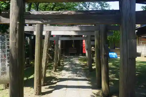 厳島神社（港町弁財天）の鳥居