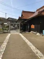 津田八幡宮の建物その他