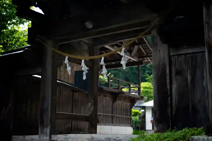 賀蘇山神社の山門・神門