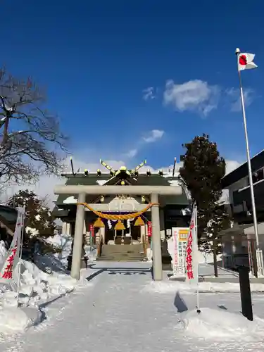 烈々布神社の鳥居